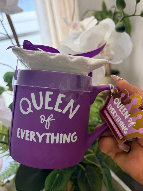 Other - Queen of Everything Purple Mug with ceramic trinket-20oz